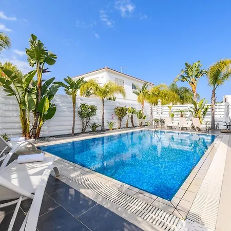 Blue Pelagos Villa Protaras Exterior photo